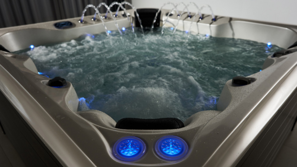Гидромассажный СПА бассейн Joyee SPA London (рис.4) Гидромассажный СПА бассейн Joyee SPA London (рис.4)