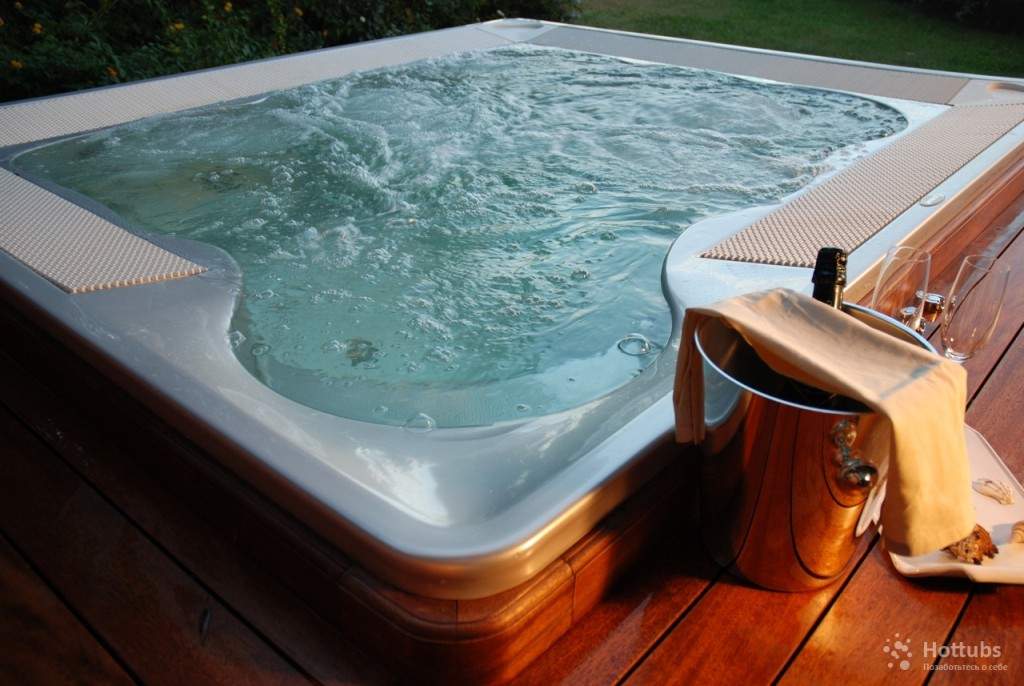 Встраиваемый спа-бассейн Jacuzzi Virginia Pro (рис.4) Встраиваемый спа-бассейн Jacuzzi Virginia Pro (рис.4)