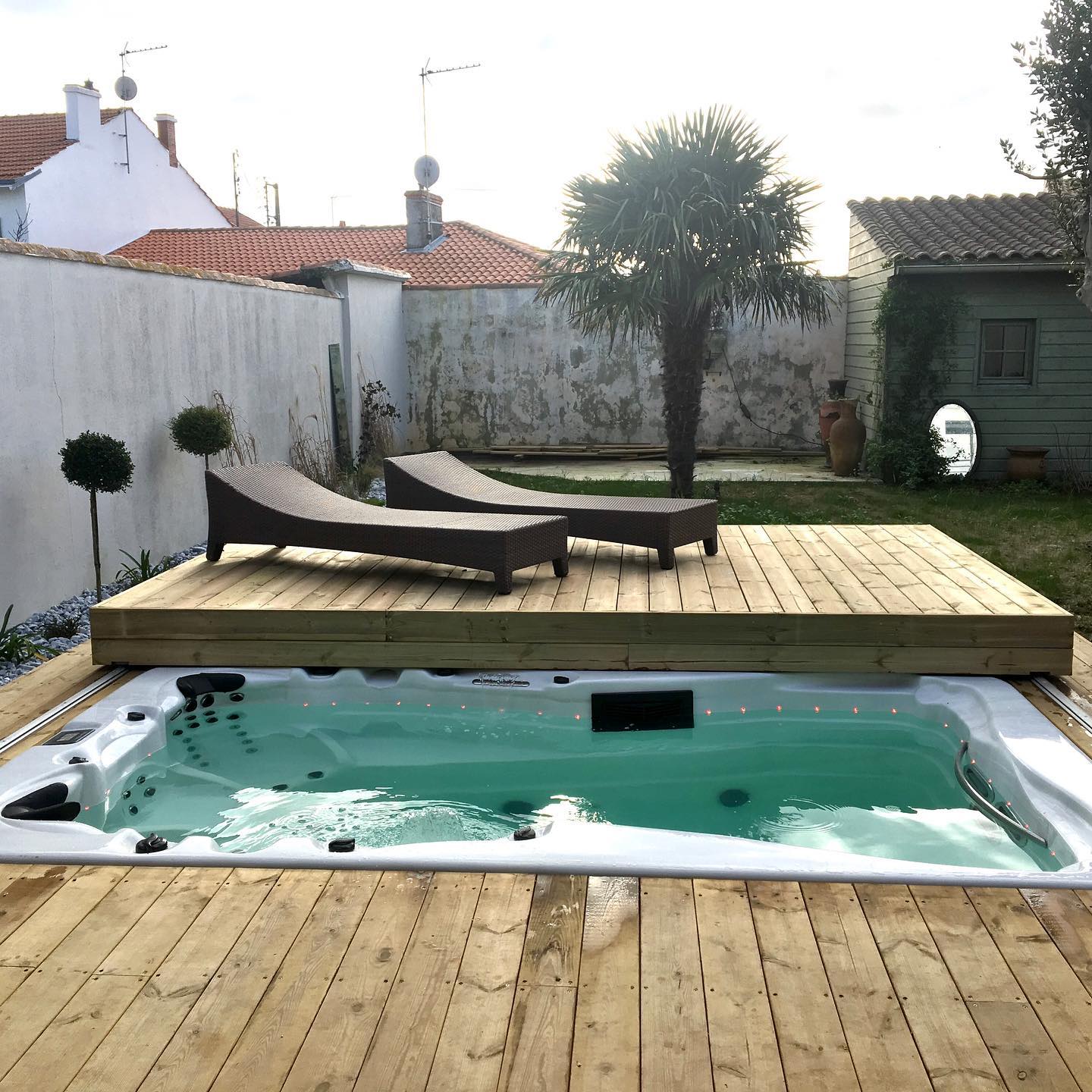 Плавательный спа-бассейн Lovia Spa ZR6801 (рис.13) Плавательный спа-бассейн Lovia Spa ZR6801 (рис.13)