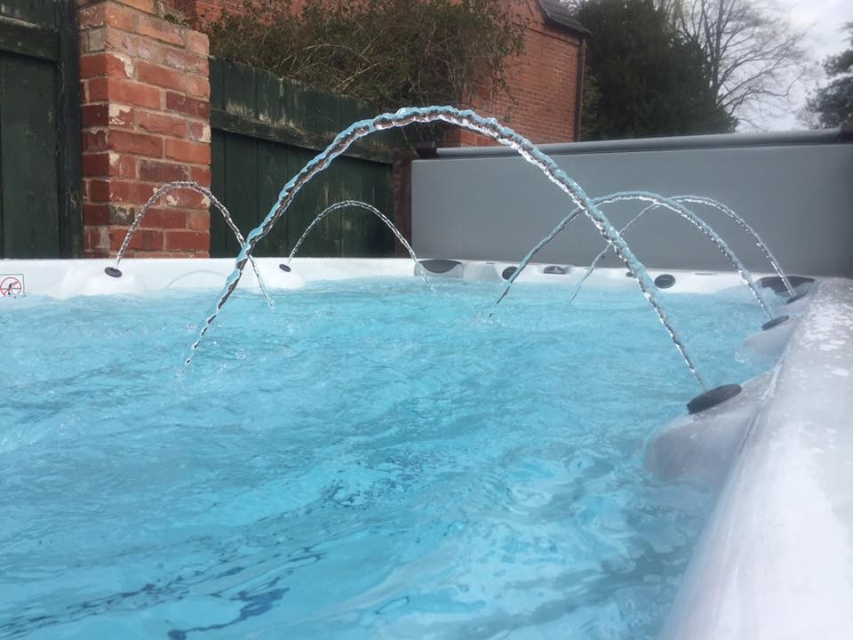 Плавательный спа-бассейн с противотоком Vita Spa XB4 (рис.8) Плавательный спа-бассейн с противотоком Vita Spa XB4 (рис.8)