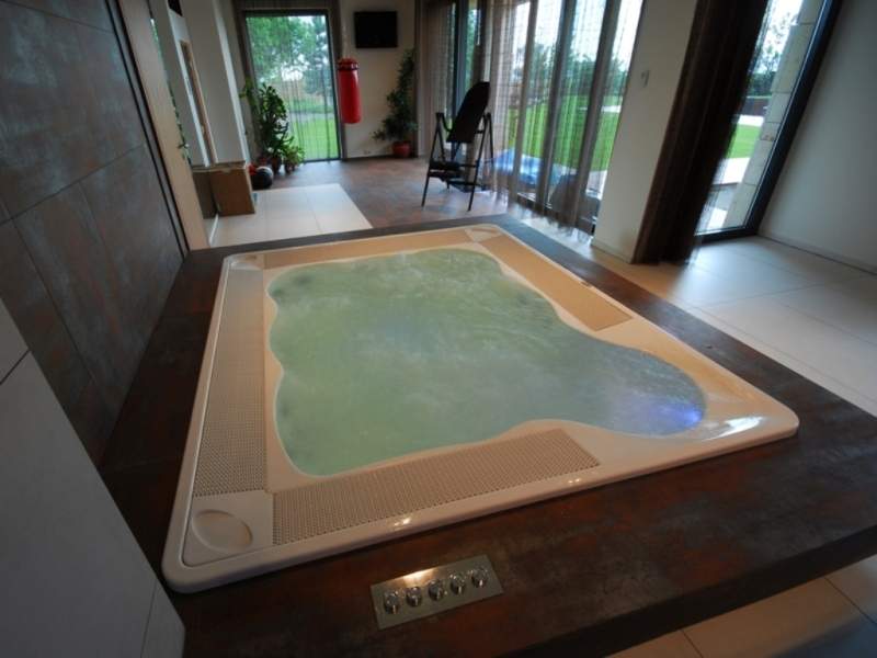 Встраиваемый спа-бассейн Jacuzzi Virginia Pro (рис.6) Встраиваемый спа-бассейн Jacuzzi Virginia Pro (рис.6)