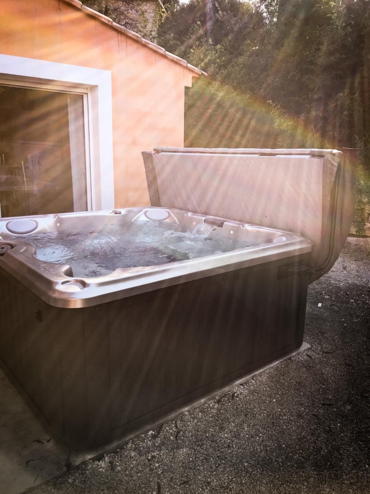 Спа-бассейн Jacuzzi J-235 (рис.2)