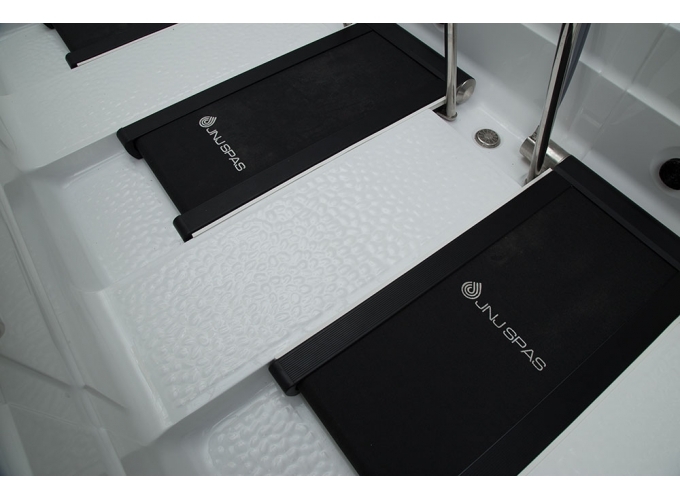 Спа бассейн с беговой дорожкой JNJ Spas Treadmill SPA-8388 (рис.5) Спа бассейн с беговой дорожкой JNJ Spas Treadmill SPA-8388 (рис.5)