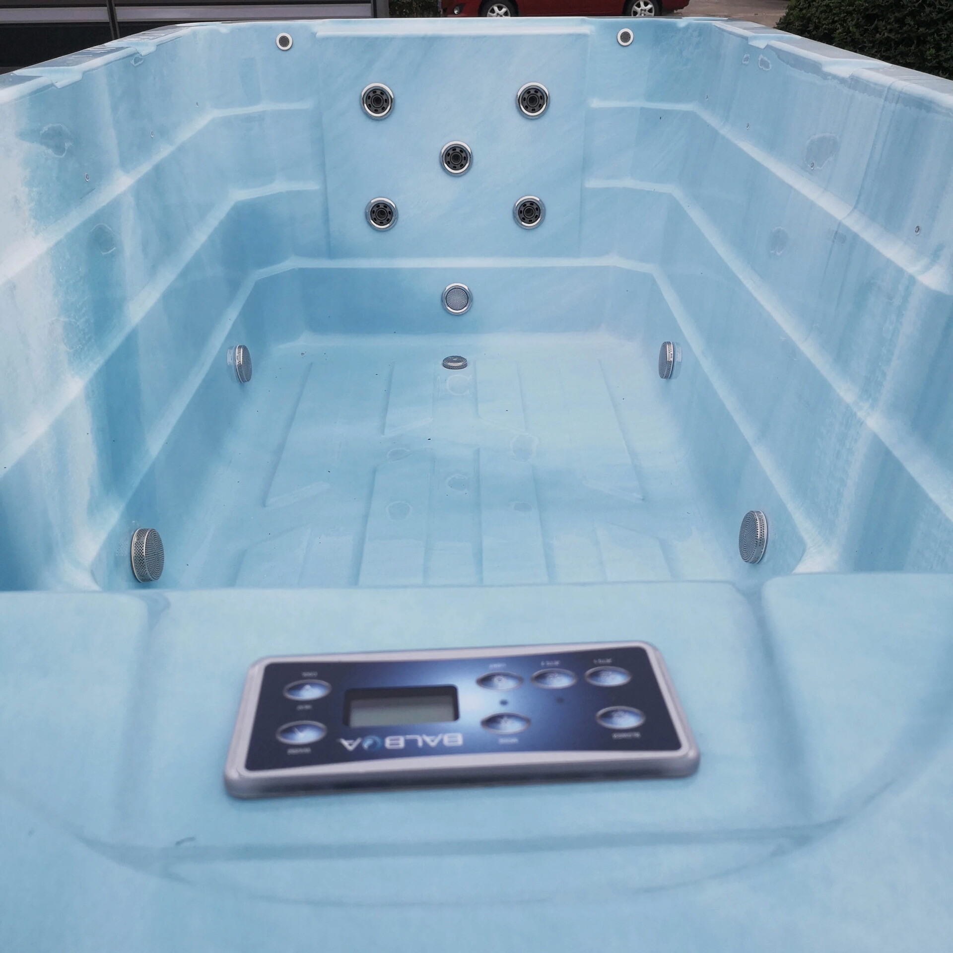 Плавательный бассейн с противотоком Bigeer Вива Swim Spa BG6601 (рис.7) Плавательный бассейн с противотоком Bigeer Вива Swim Spa BG6601 (рис.7)