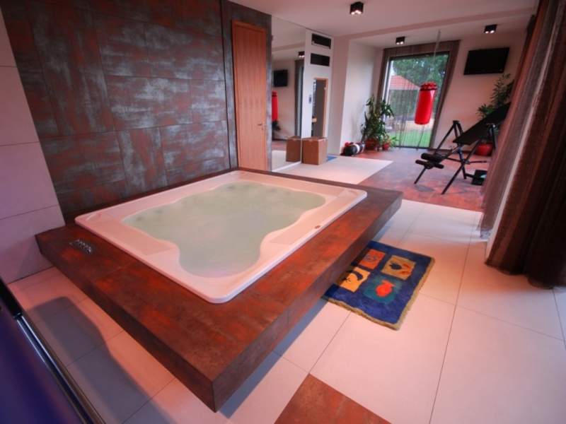 Встраиваемый спа-бассейн Jacuzzi Virginia Pro (рис.7) Встраиваемый спа-бассейн Jacuzzi Virginia Pro (рис.7)