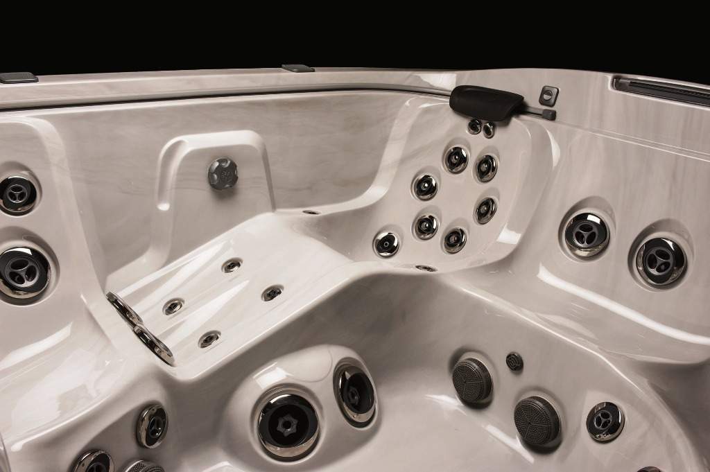 спа-бассейн Jacuzzi J-575 (рис.1)