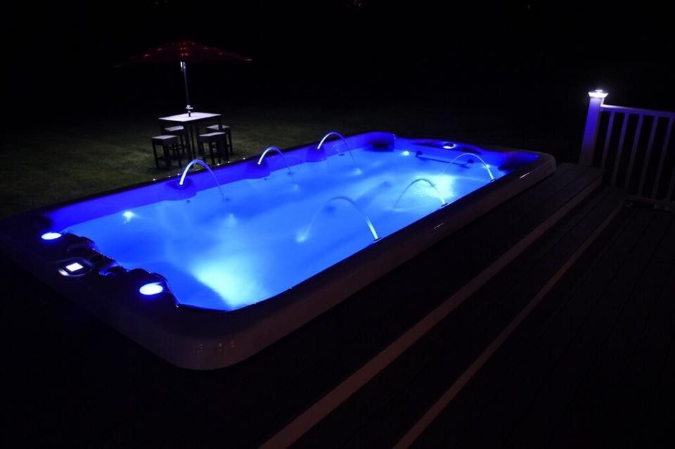 Плавательный спа-бассейн с противотоком Vita Spa XL4 (рис.10) Плавательный спа-бассейн с противотоком Vita Spa XL4 (рис.10)