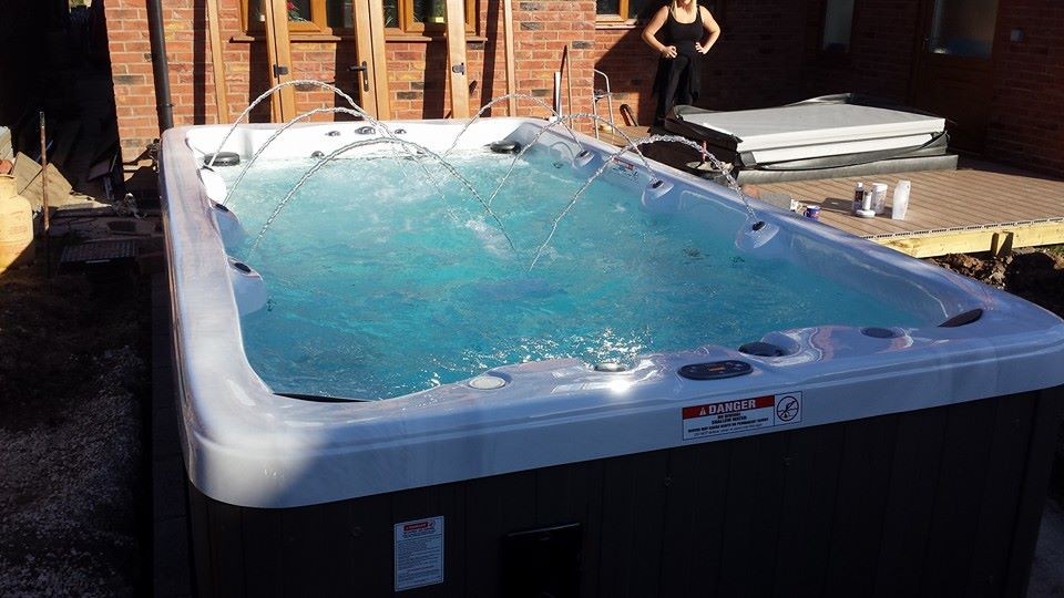 Плавательный спа-бассейн с противотоком Vita Spa XB4 (рис.4) Плавательный спа-бассейн с противотоком Vita Spa XB4 (рис.4)