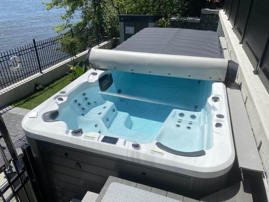 Плавательный спа-бассейн Vortex Spas Aquapace (рис.7) Плавательный спа-бассейн Vortex Spas Aquapace (рис.7)